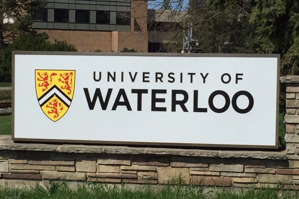 University of Waterloo David Johnston – Lebovic Foundation International Experience Awards 2024/2025, Canada